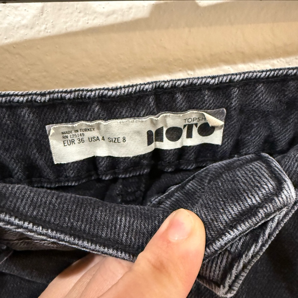 TOPSHOP Moto Black Denim Skirt - Picture 4 of 5